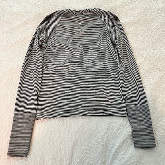 Lululemon Long Sleeve Swiftly Tech 2.0 Race Length - Picture 5 of 5